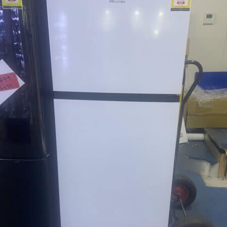 BRAND NEW FACTORY SECONDS HISENSE 326 L TOP MOUNT REFRIGERATOR FOR $499