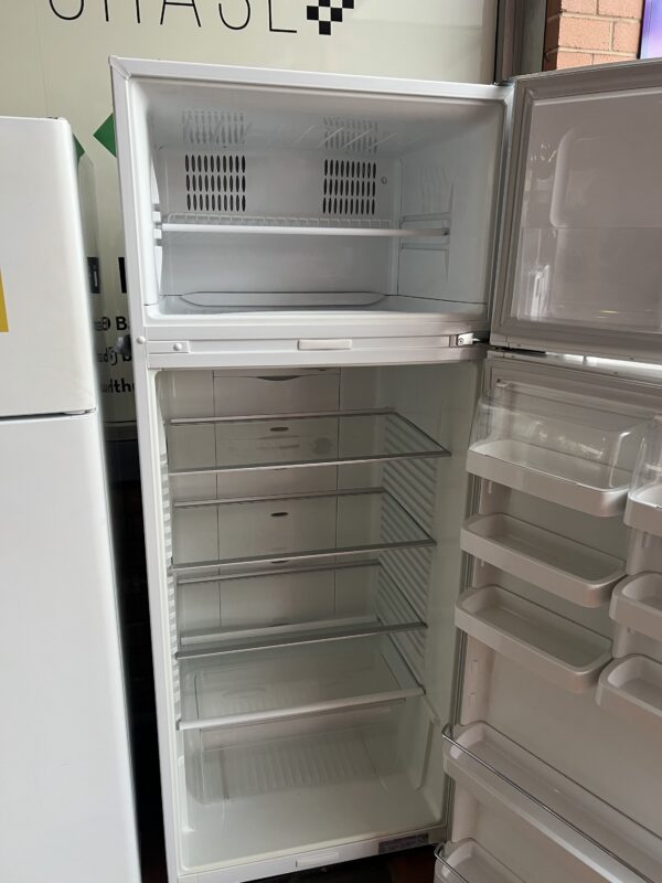 REFURBISHED F& P 441 L FRIDGE FOR $349 - Image 3