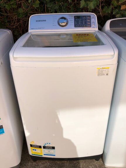 REFURBISHED  FISHER AND PAYKEL 8.5  kG TOP LOADER FOR $ 349