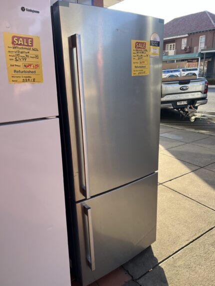 REFURBISHED SAMSUNG 458 L BOTROM MOUNT FRIDGE FOR $599