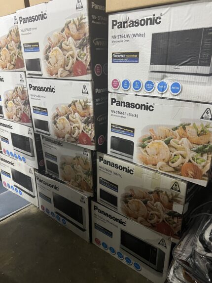 FACTORY SECONDS PANASONIC MICROWAVE FOE $199