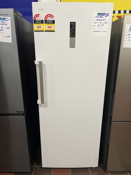 REFURBISHED CHIQ 380 L UPRIGHT FREEZER    FOR $ 687
