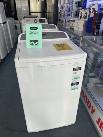 REFURBISHED    FISHER AND PAYKEL 8.5 KG TOP LOADER WASHING MACHINE FOR $379