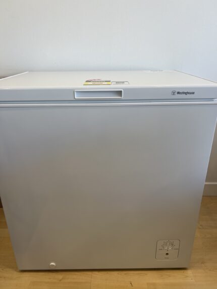 BRAND NEW FACTORY SECONDS  WESTINGHOUSE 198 L CHEST FREEZER for $439